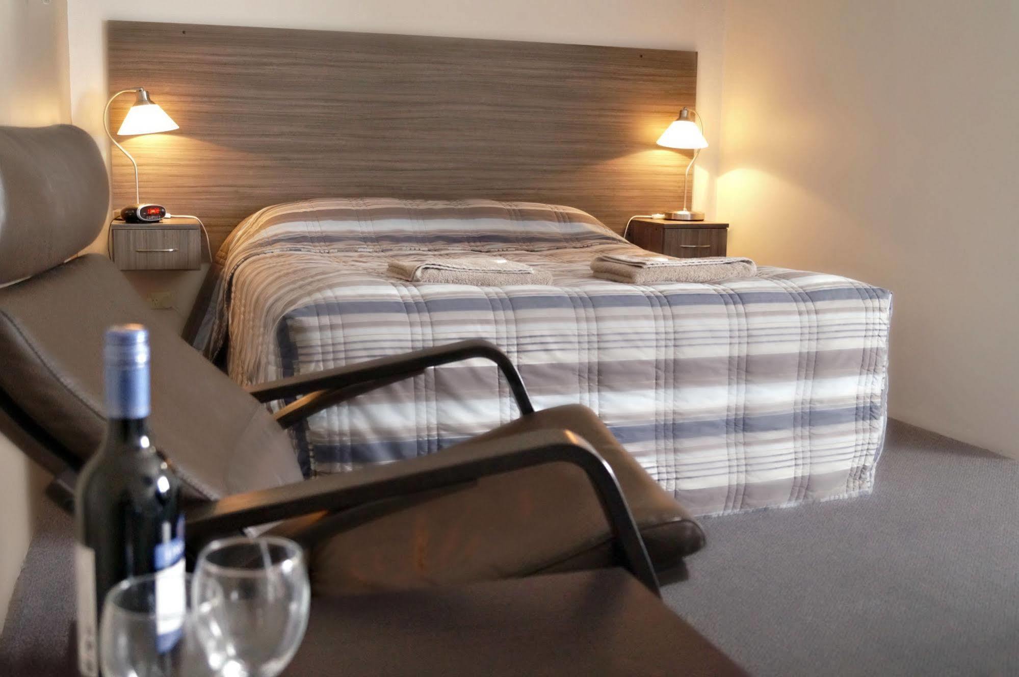 Motel Riverbend Tailem Bend Dış mekan fotoğraf